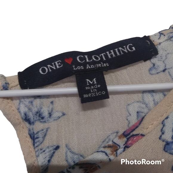 ONE CLOTHING Cold Shoulder Cropped Top Yellow Size M - Picture 3 of 8